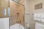 Centennial Residences 17 Bathroom
